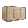 "Moderne Eiken Houten Dressoir met Strakke Lijnen en Glanzende Grepen"