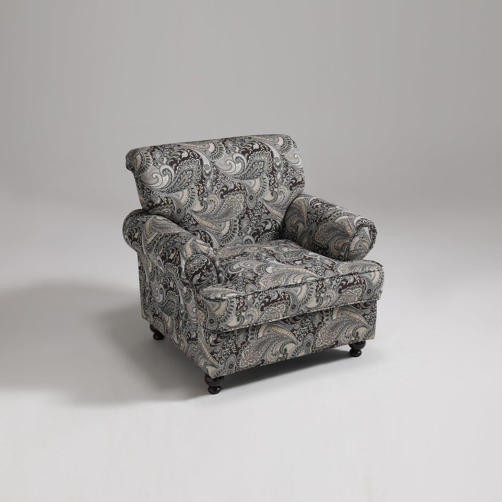 Modern Farmhouse Loveseat Sofa, Chenille Upholstery with Nailhead Trim, Small Couch for Living Room, Bedroom, Office, or Apartment, Includes 4 Accent Pillows