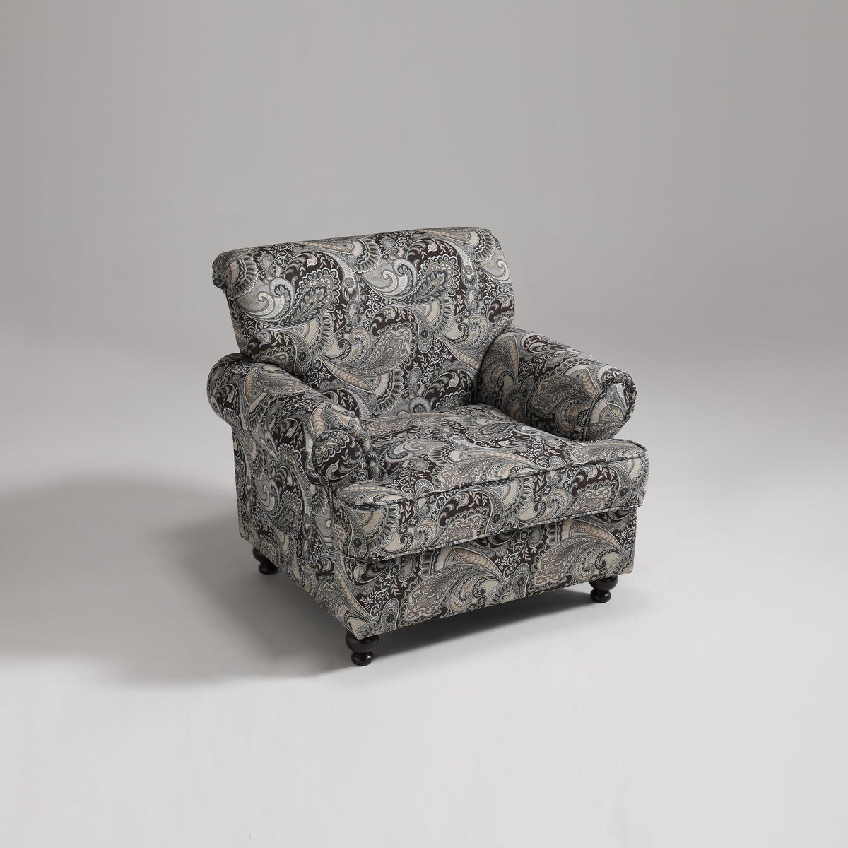 Modern Farmhouse Loveseat Sofa, Chenille Upholstery with Nailhead Trim, Small Couch for Living Room, Bedroom, Office, or Apartment, Includes 4 Accent Pillows